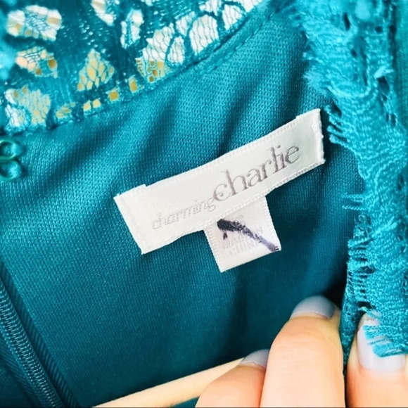 Charming Charlie Teal Aqua Lace Sleeve Shift Dress‎ Size Small - Picture 7 of 8
